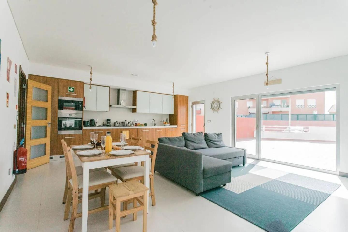 Lovely & New Beach Apartment Atouguia Da Baleia Exteriör bild